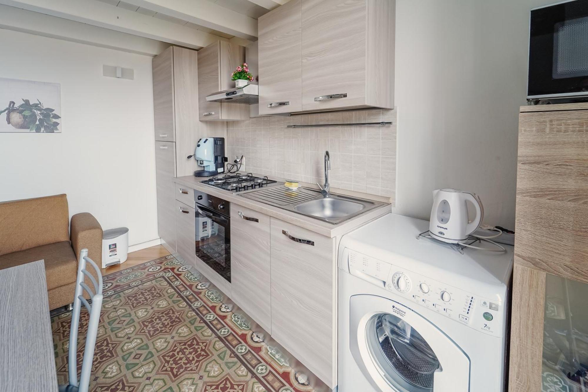 Igea Suite Free Wifi E 2 Min To Yacht Club Igea Palermo Buitenkant foto