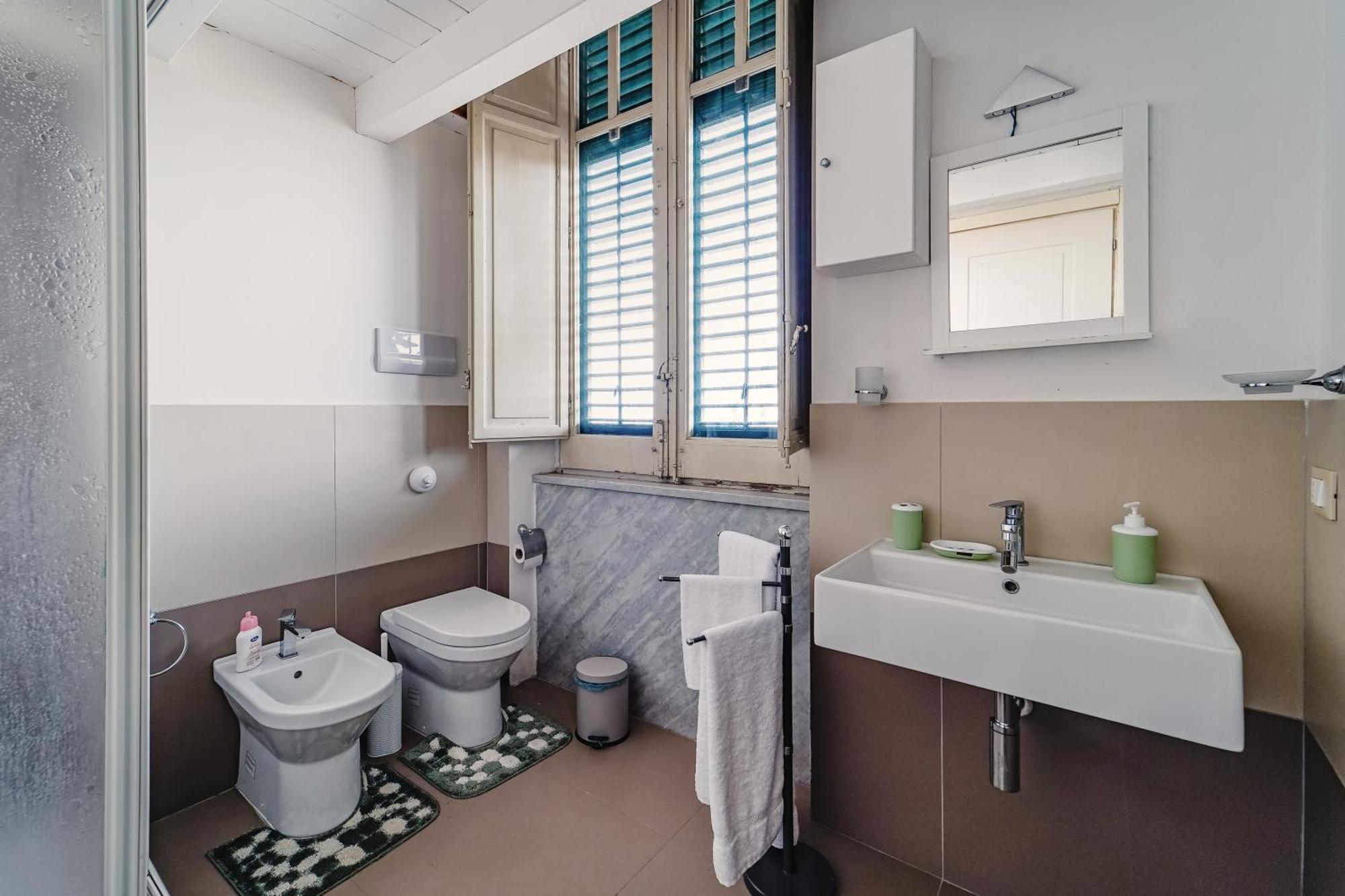 Igea Suite Free Wifi E 2 Min To Yacht Club Igea Palermo Buitenkant foto